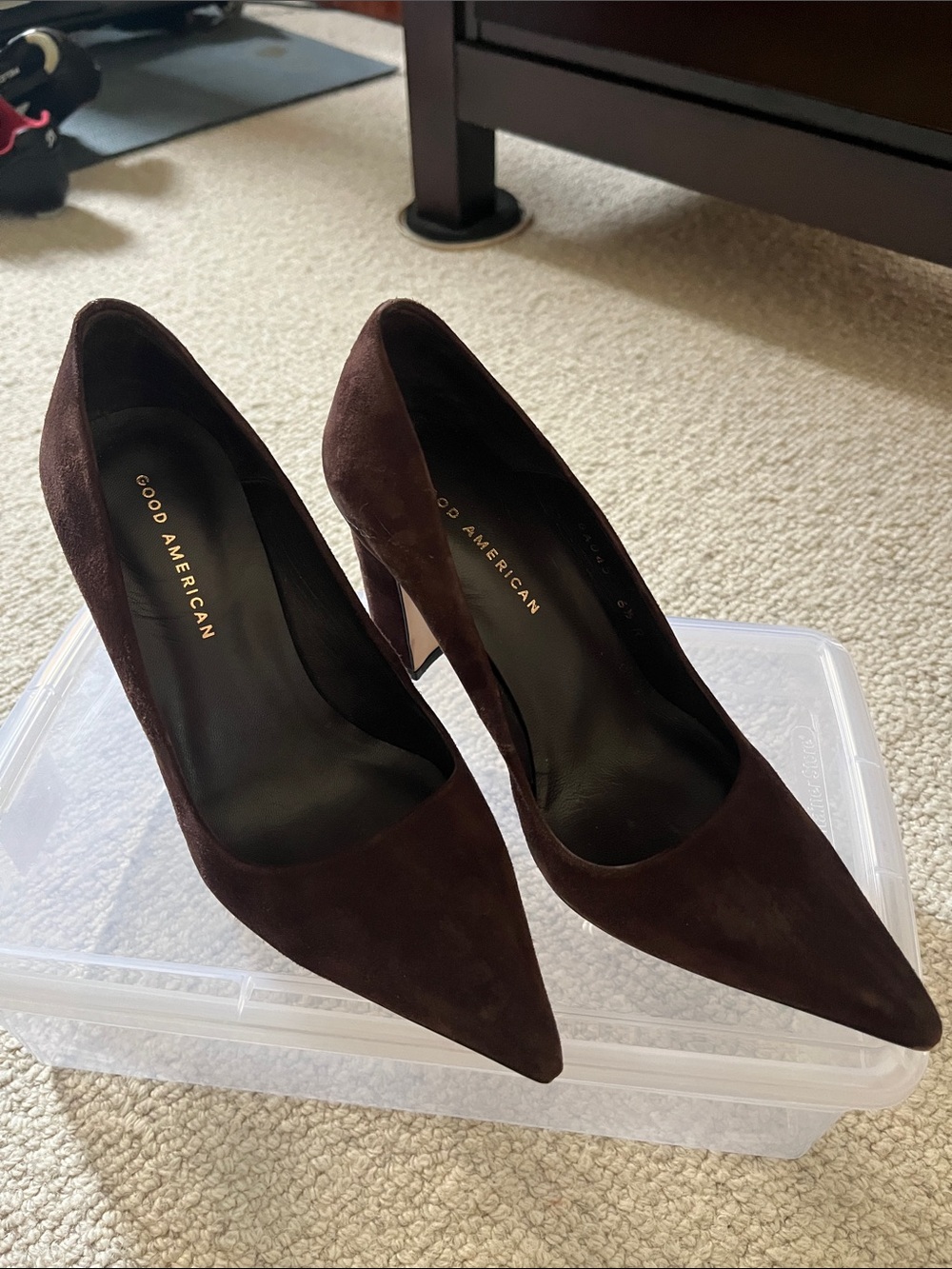 Good American Dark Brown Suede Pointed-Toe Pumps Sz 6.5